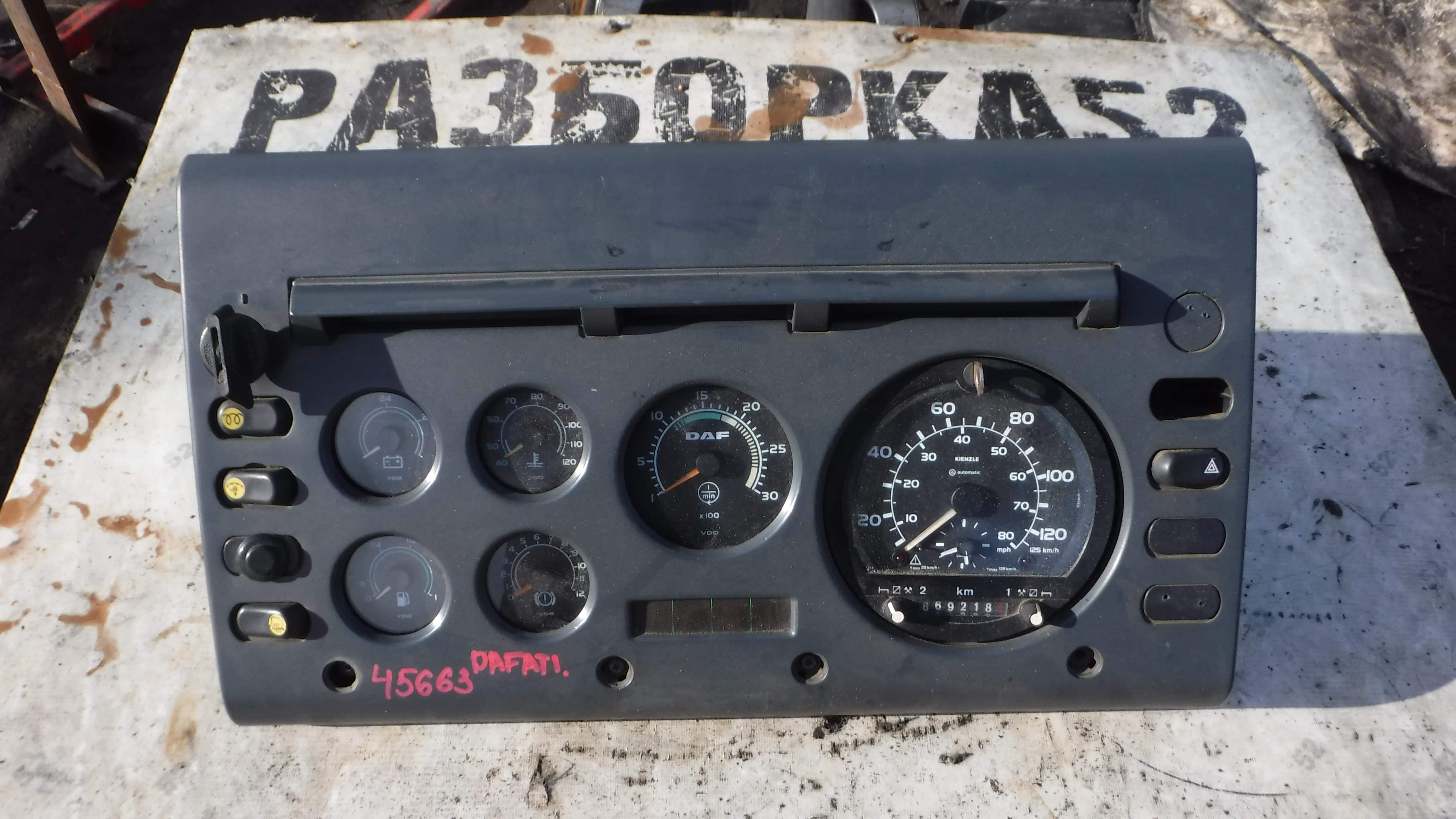 Панель приборов Даф DAF 95 ATI 1995